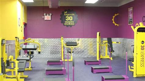 planet fitness broadway brooklyn